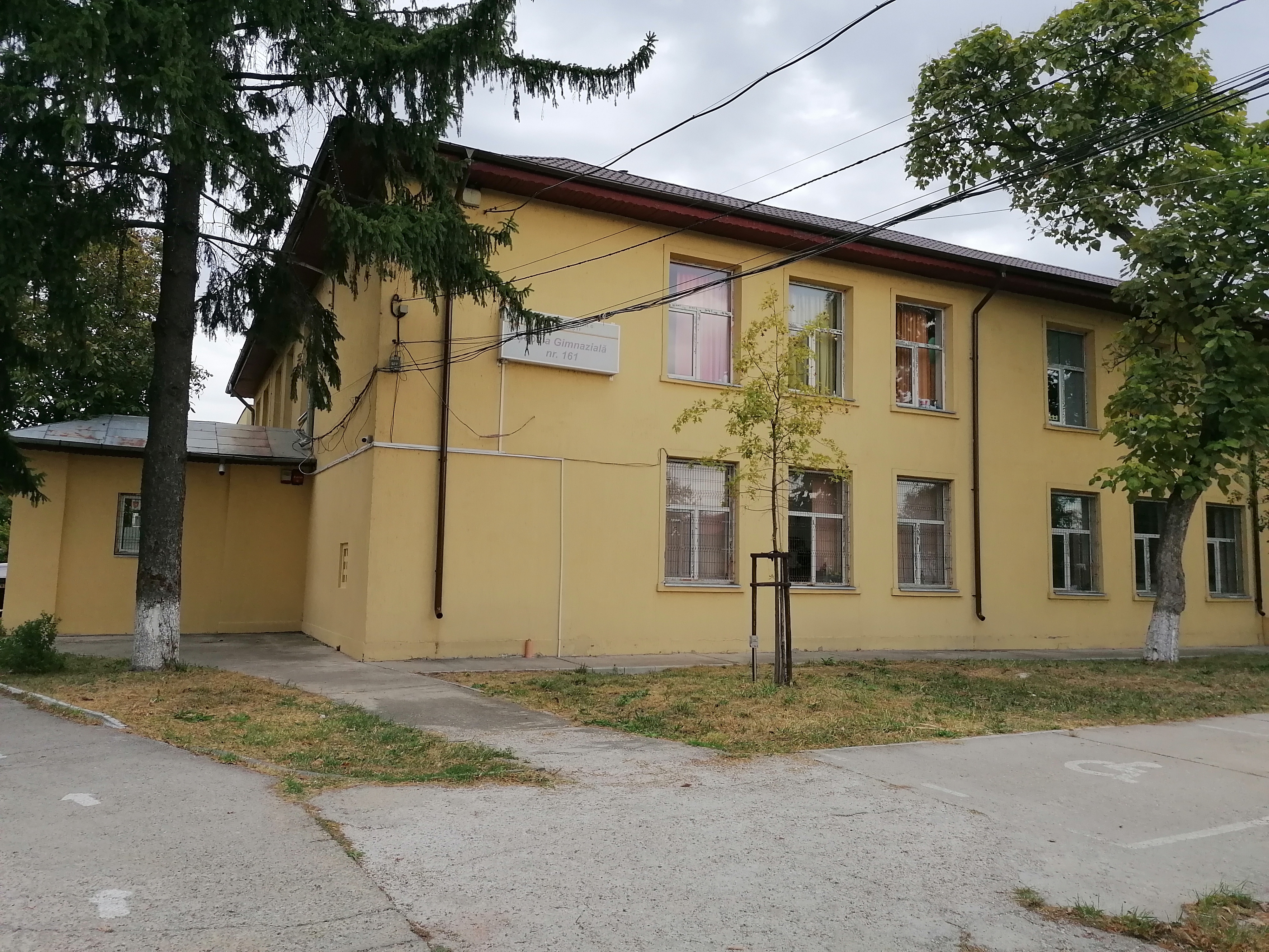 Școala 161 — imagine principală