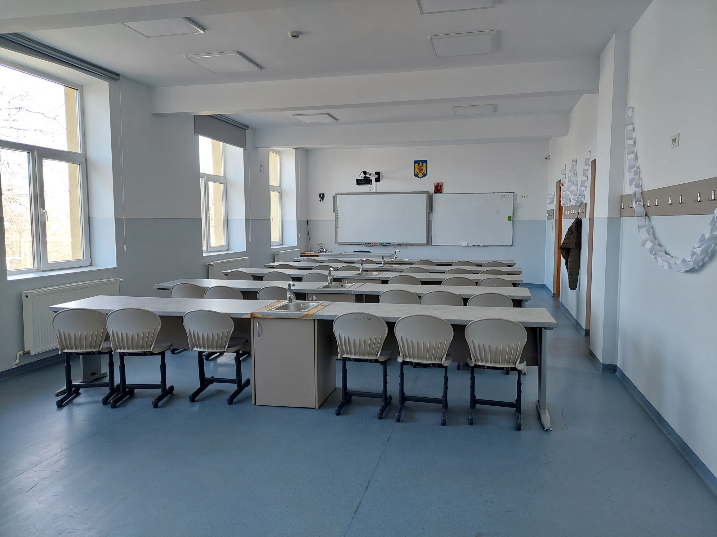 Campus — vedere exterior (1)